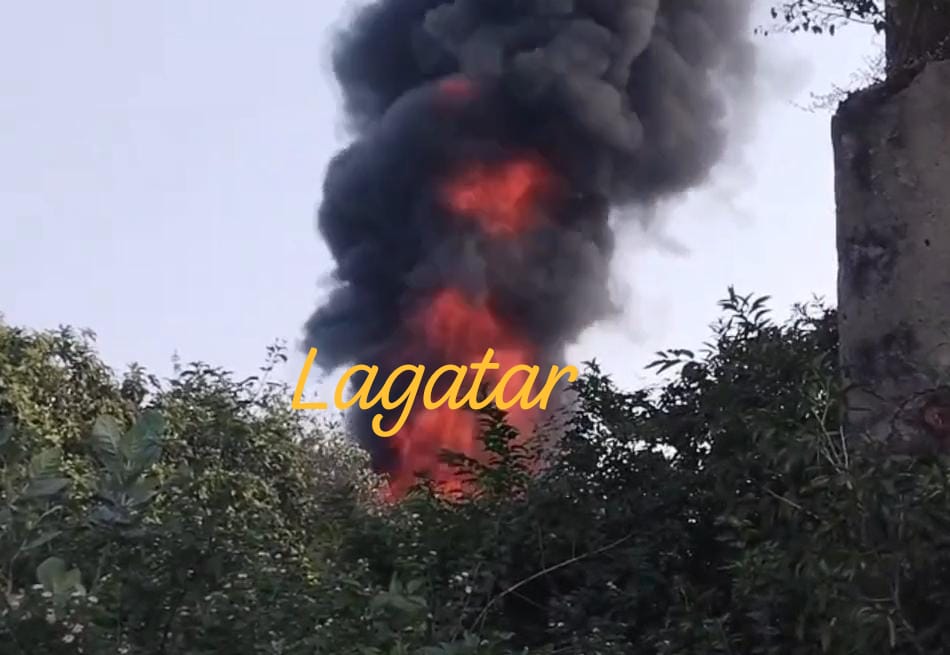 BCCL एरिया-4 के लकड़का 8 नंबर बंद चानक में लगी भीषण आग, जहरीले धुएं से दहशत में ग्रामीण