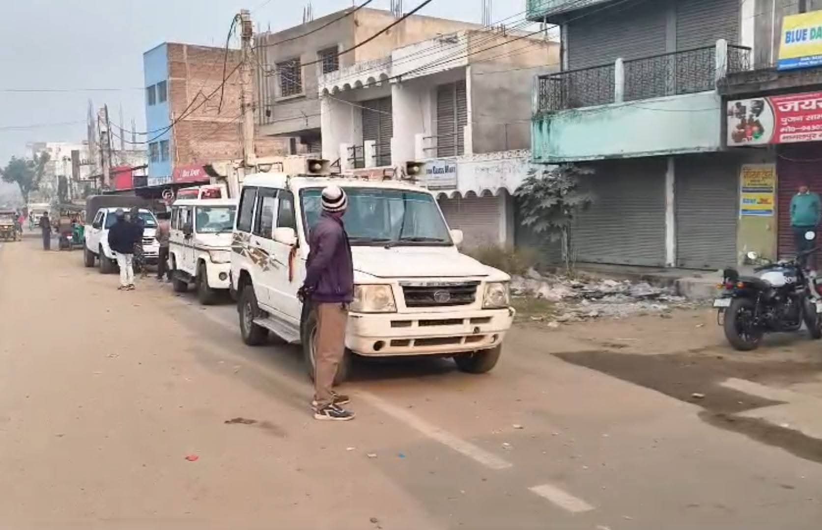 झारखंड शराब घोटाले में बड़ी कार्रवाई, दुमका में विनय चौबे से जुड़े श्रवण जालान के रिश्तेदार के घर पर ACB रेड