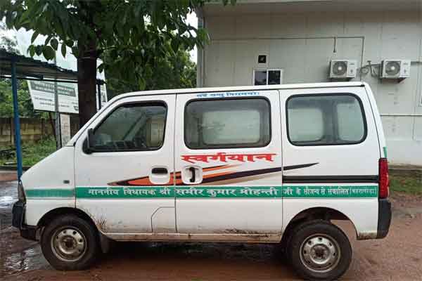 बहरागोड़ा :   विधायक समीर मोहंती की पहल पर मिले 'स्वर्गयान' से अंतिम यात्रा हुई आसान