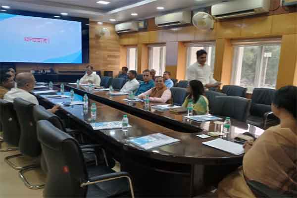 सरकारी योजनाओं से जोड़ने के लिए ट्रांसजेंडरों का कराएं राज्यव्यापी सर्वें  :  मुख्य सचिव