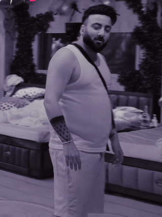 Bigg Boss 19: मृदुल तिवारी और शहबाज बदेशा के बीच हुई जोरदार भिड़ंत, हाथापाई की आई नौबत
