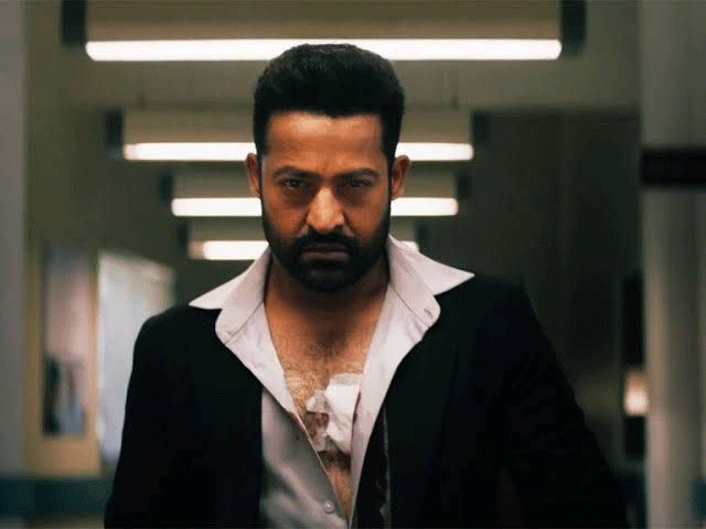 25 साल से साथ निभा रहे फैंस को NTR ने कही दिल की बात, जानें क्या कहा