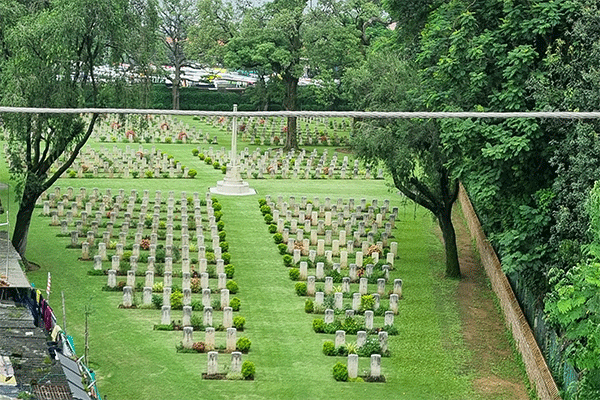 रांची का War Cemetery, जहां हर पत्थर एक शहीद की कहानी कहता है