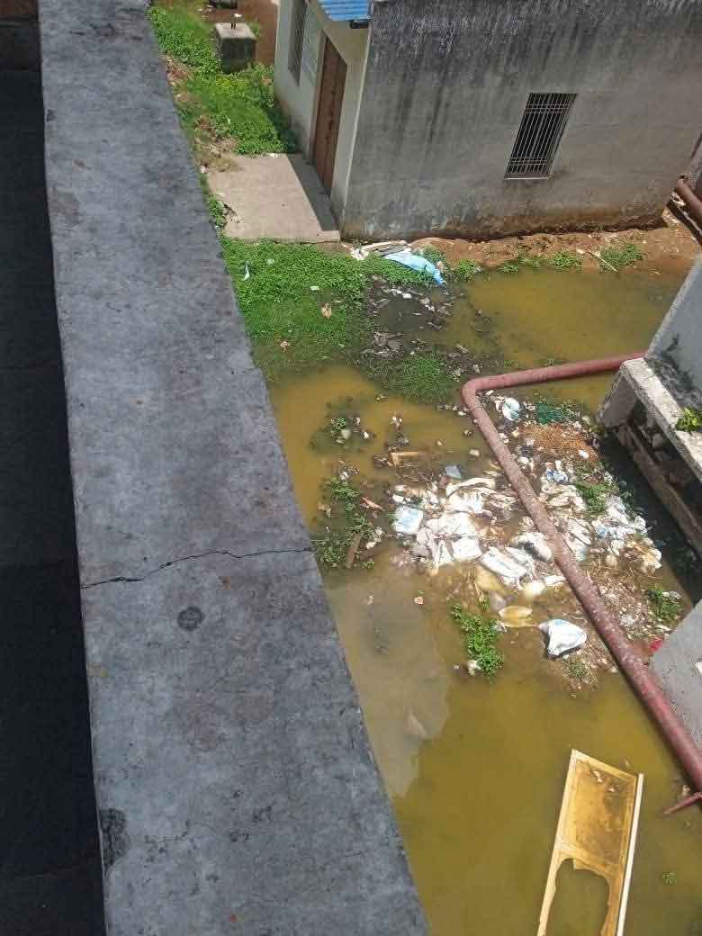रांची का रिम्स खुद बीमार, ना इलाज ठीक से, ना ही सफाई