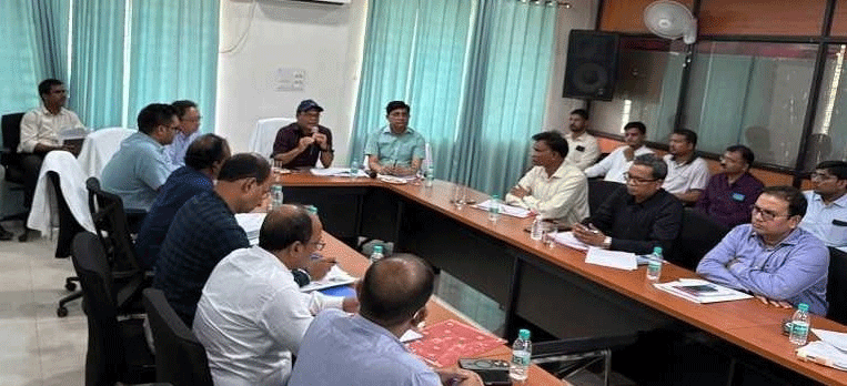 एक्शन में कल्याण मंत्री चमरा लिंडा, कहा -योजनाओं का लाभ विद्यार्थियों को समय पर मिले