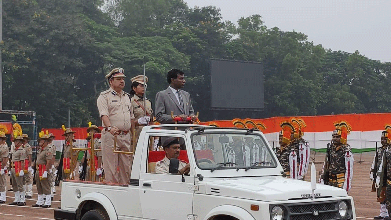 स्वतंत्रता दिवस से पहले मोरहाबादी मैदान में हुआ फुल ड्रेस रिहर्सल