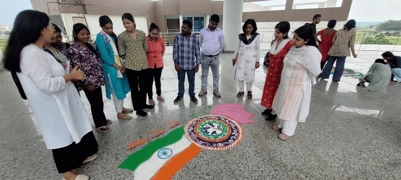 सीयूजे एनएसएस ने स्वतंत्रता दिवस समारोह सप्ताह के अंतर्गत आयोजित की रंगोली प्रतियोगिता