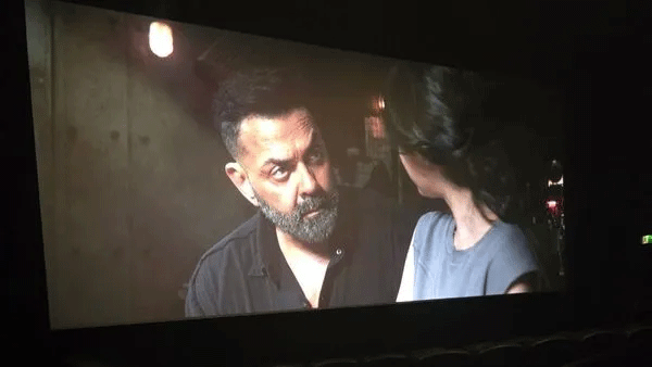 ऋतिक -जूनियर  की फिल्म वॉर 2' में बॉबी देओल की एंट्री, वायरल हुआ फर्स्ट लुक