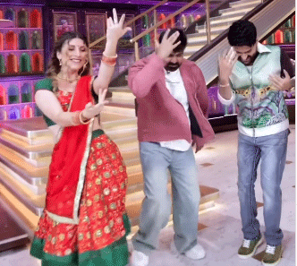 कपिल के शो में भोजपुरी स्टार्स का जलवा, पवन सिंह -निरहुआ -मनोज तिवारी का वीडियो वायरल