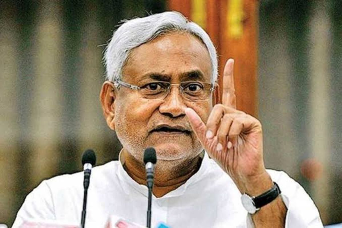 बिहार कैबिनेट : अनुपस्थित रहने की वजह से चार सरकारी डॉक्टर किए गए बर्खास्त
