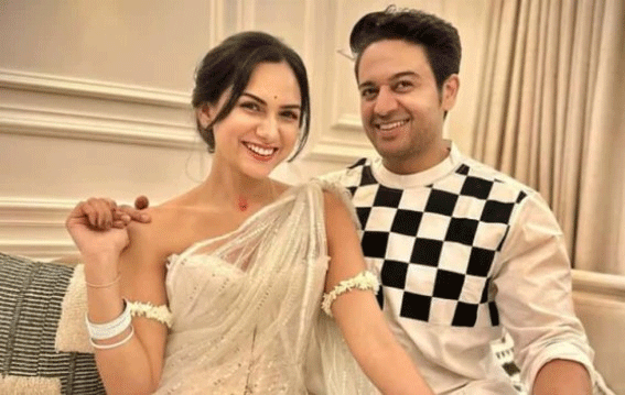 Bigg Boss 19 : फैमिली वीक में पत्नी आकांक्षा से मिलकर इमोशनल हुए गौरव खन्ना, फरहाना – अमाल की लगाई क्लास