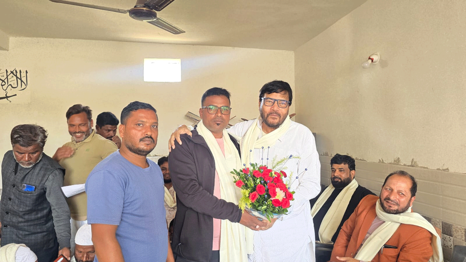 81 जरूरतमंद बच्चों के बीच बांटे गए गर्म कपड़े