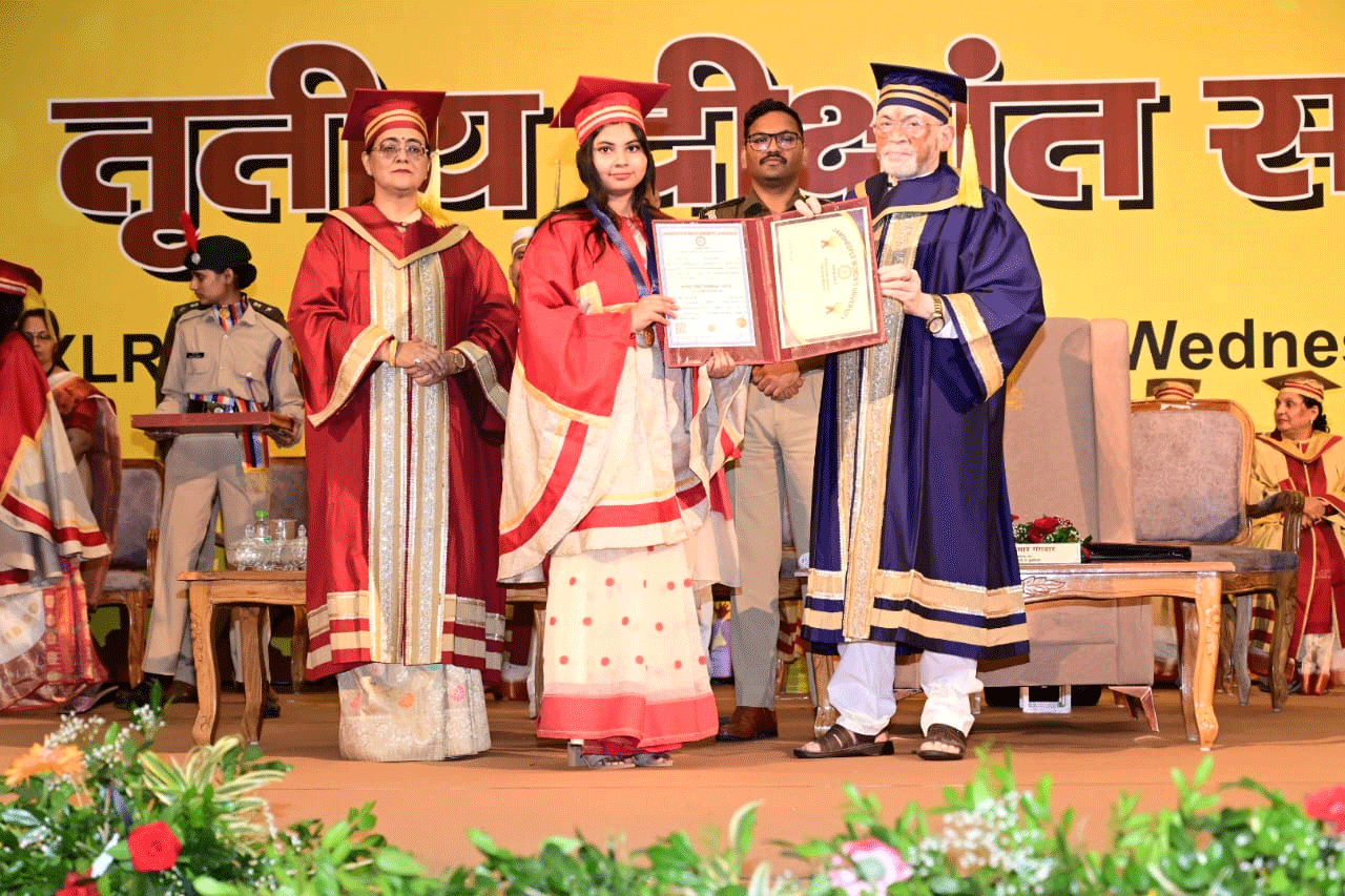 दीक्षांत में बोले राज्यपाल-झारखंड की बेटियां बनाएंगी विकसित भारत का भविष्य