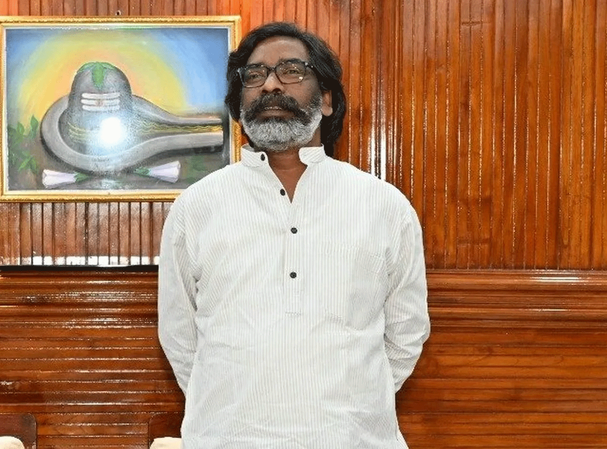 सीएम हेमंत सोरेन दिल्ली रवाना