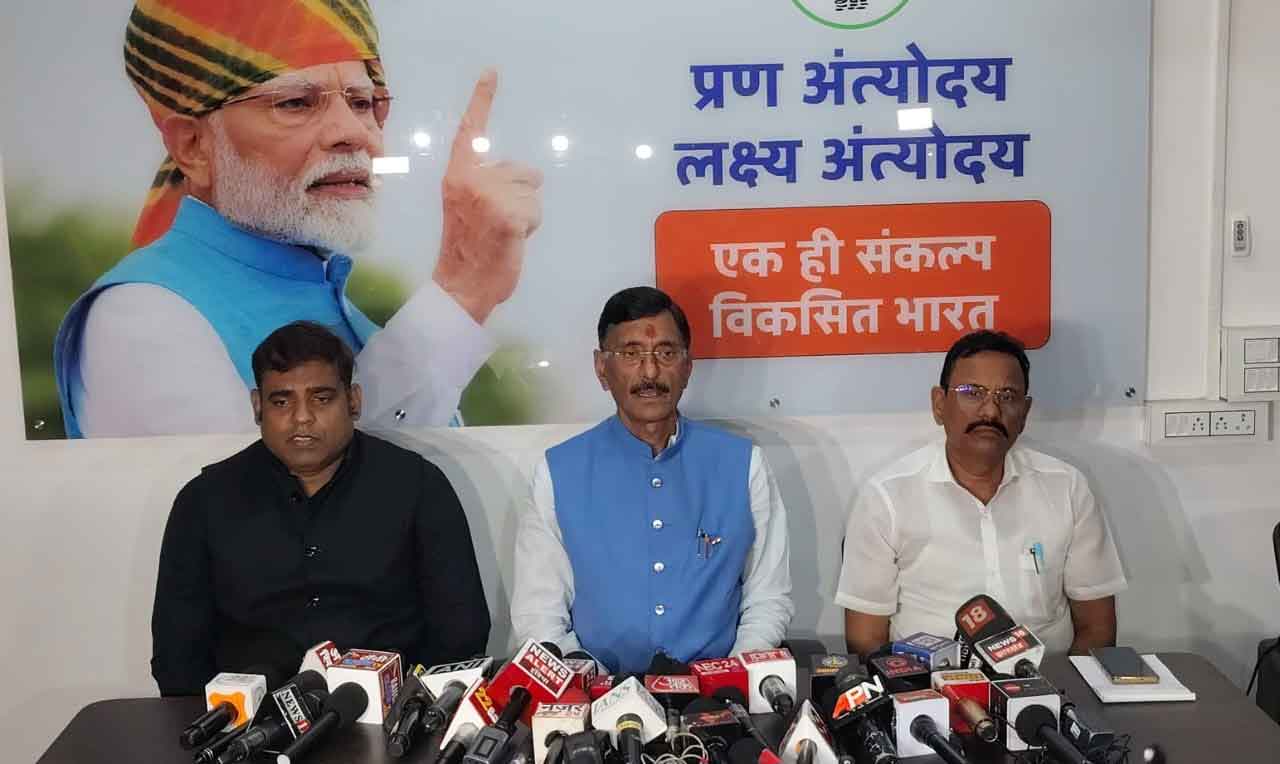 नगर निगम की लापरवाही से डूबी रांची - संजय सेठ