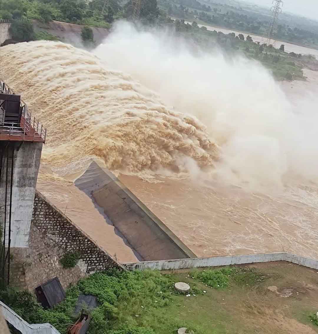 गेतलसूद डैम का जलस्तर खतरे के निशान के करीब, गेट नंबर 4 खोला गया