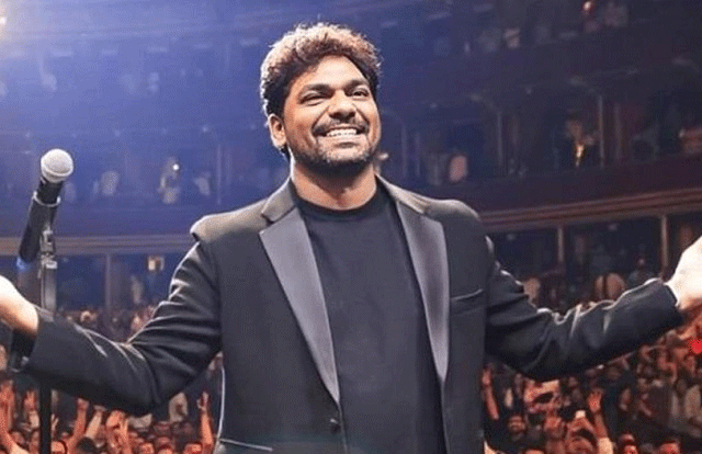 जाकिर खान  ने स्टैंडअप कॉमेडी से 5 साल ब्रेक किया एलान, बोले-सेहत पर देना है पूरा ध्यान