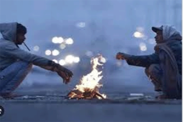 झारखंड में ठंड और कोहरे का प्रकोप जारी, अगले तीन दिनों में 2–3 डिग्री गिरेगा पारा