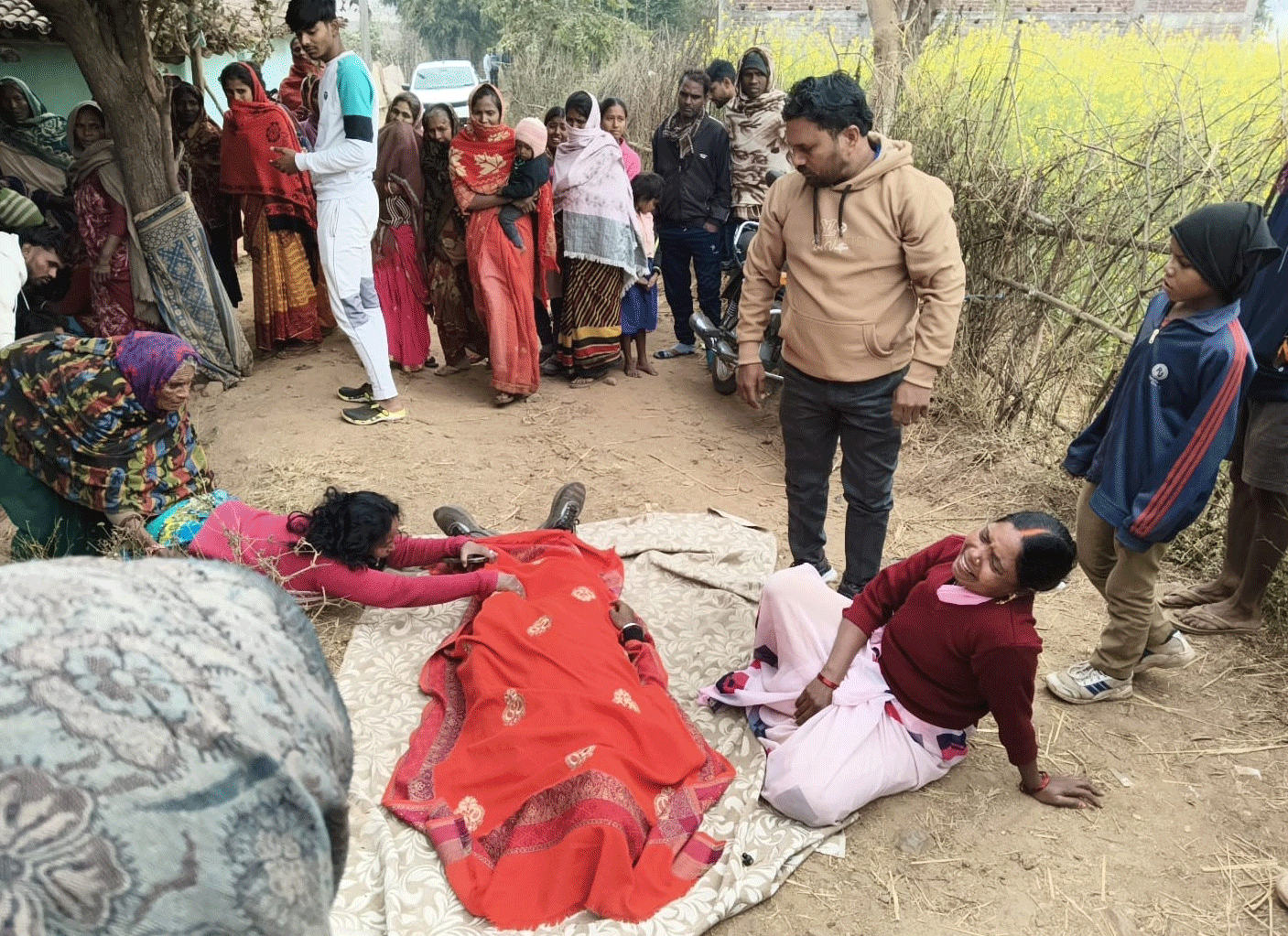 लातेहार :  बीए के छात्र ने फांसी लगाकर की आत्‍महत्‍या