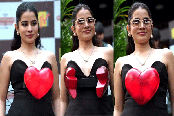 वैलेंटाइन डे से पहले टूटा Urfi Javed का दिल, क्रिएटिव ड्रेस वीडियो वायरल