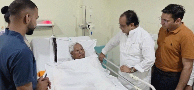 पूर्व लोकसभा उपाध्यक्ष कड़िया मुंडा की तबीयत में सुधार, स्वास्थ्य मंत्री ने की मुलाकात