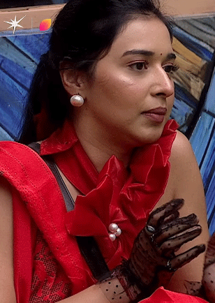 बिग बॉस 19: तान्या मित्तल ने अमाल को सुनाई राधा-कृष्ण की प्रेम कहानी,वीडियो वायरल