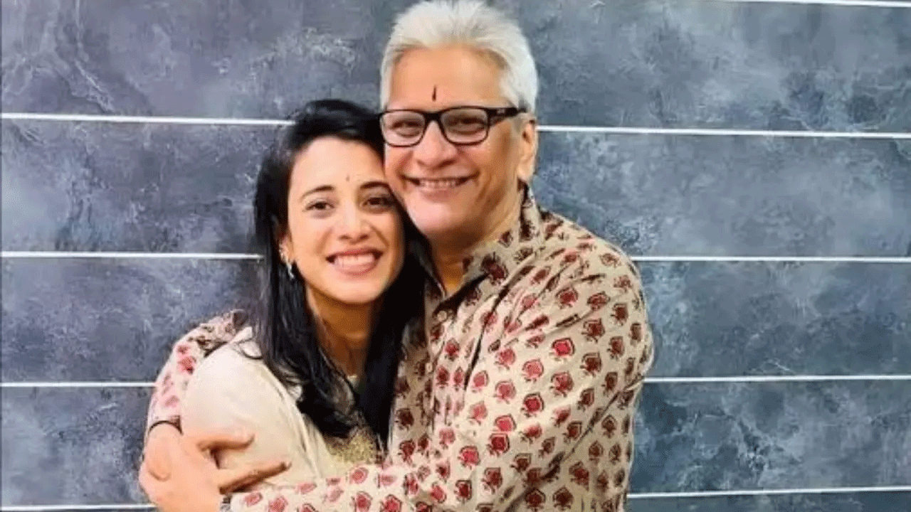 स्मृति मंधाना के पिता अस्पताल से डिस्चार्ज, मगर शादी पर सस्पेंस बरकरार