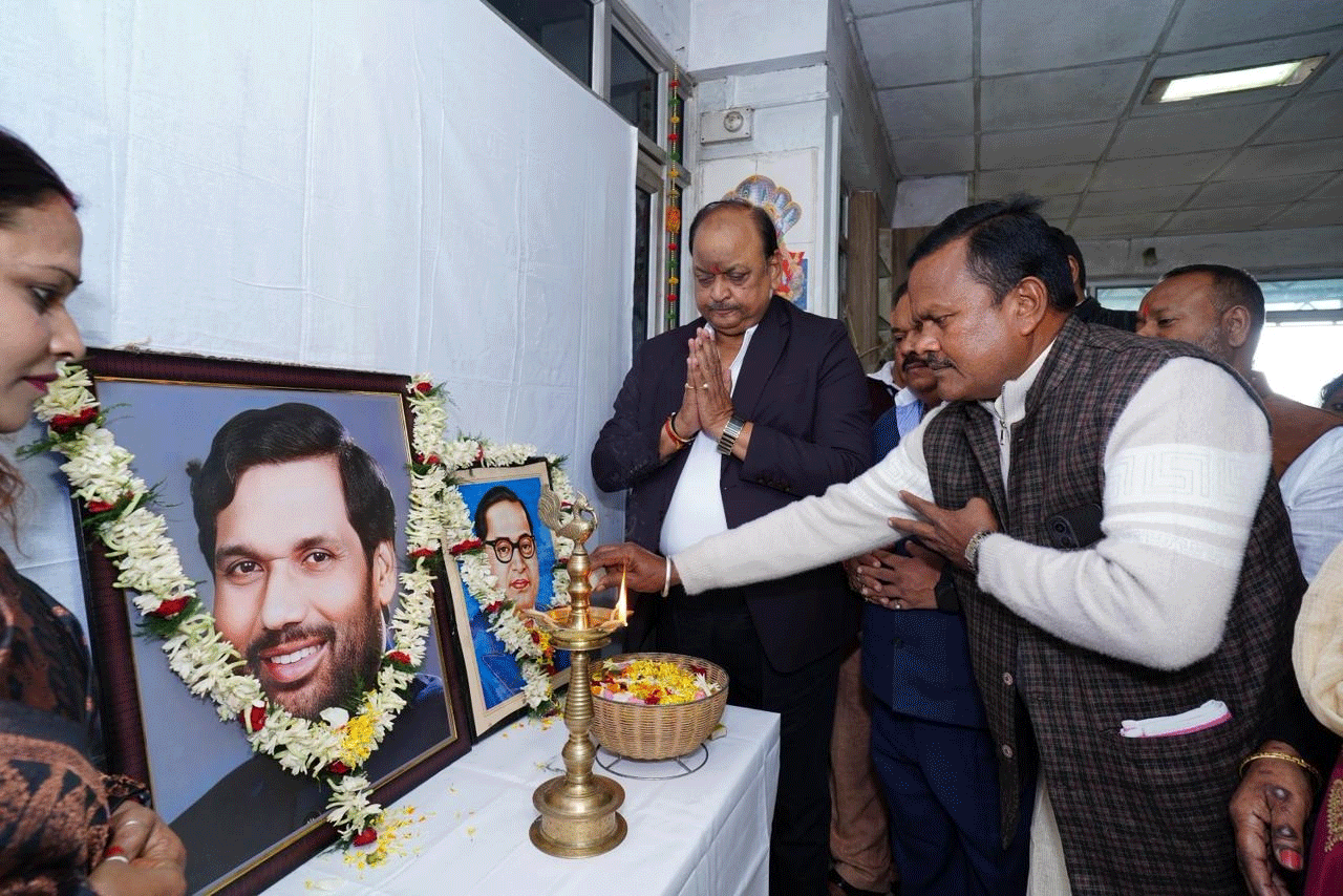 LJP (R) का स्थापना दिवस समारोहः संगठन की मजबूती का संकल्प