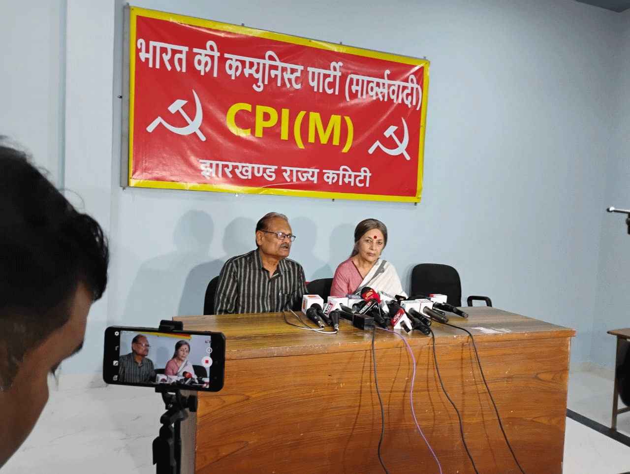 SIR प्रक्रिया पर माकपा का विरोध, घाटशिला में JMM को समर्थन