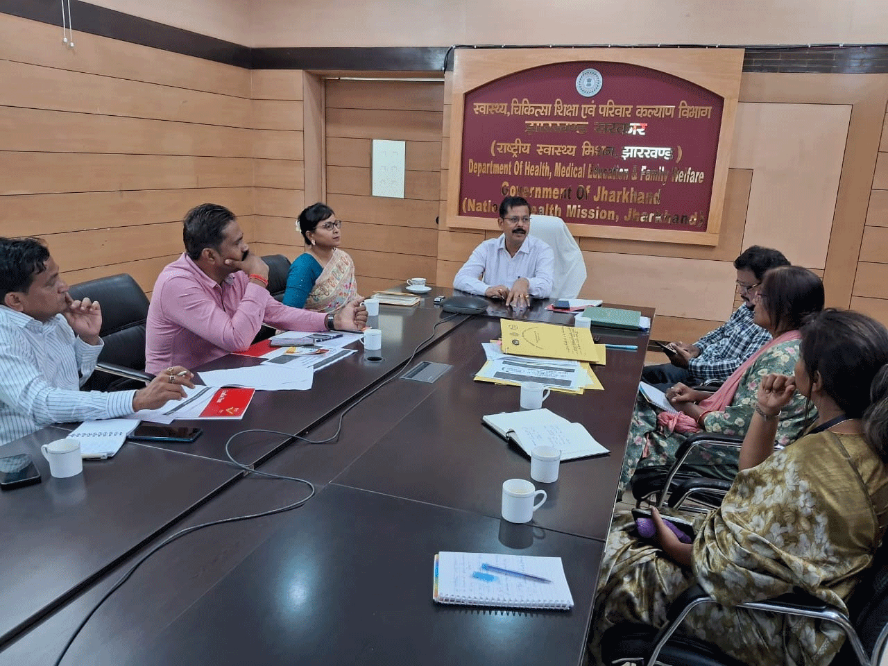 अब डाक विभाग के सहयोग से स्वास्थ्य योजनाओं की मिलेगी जानकारी