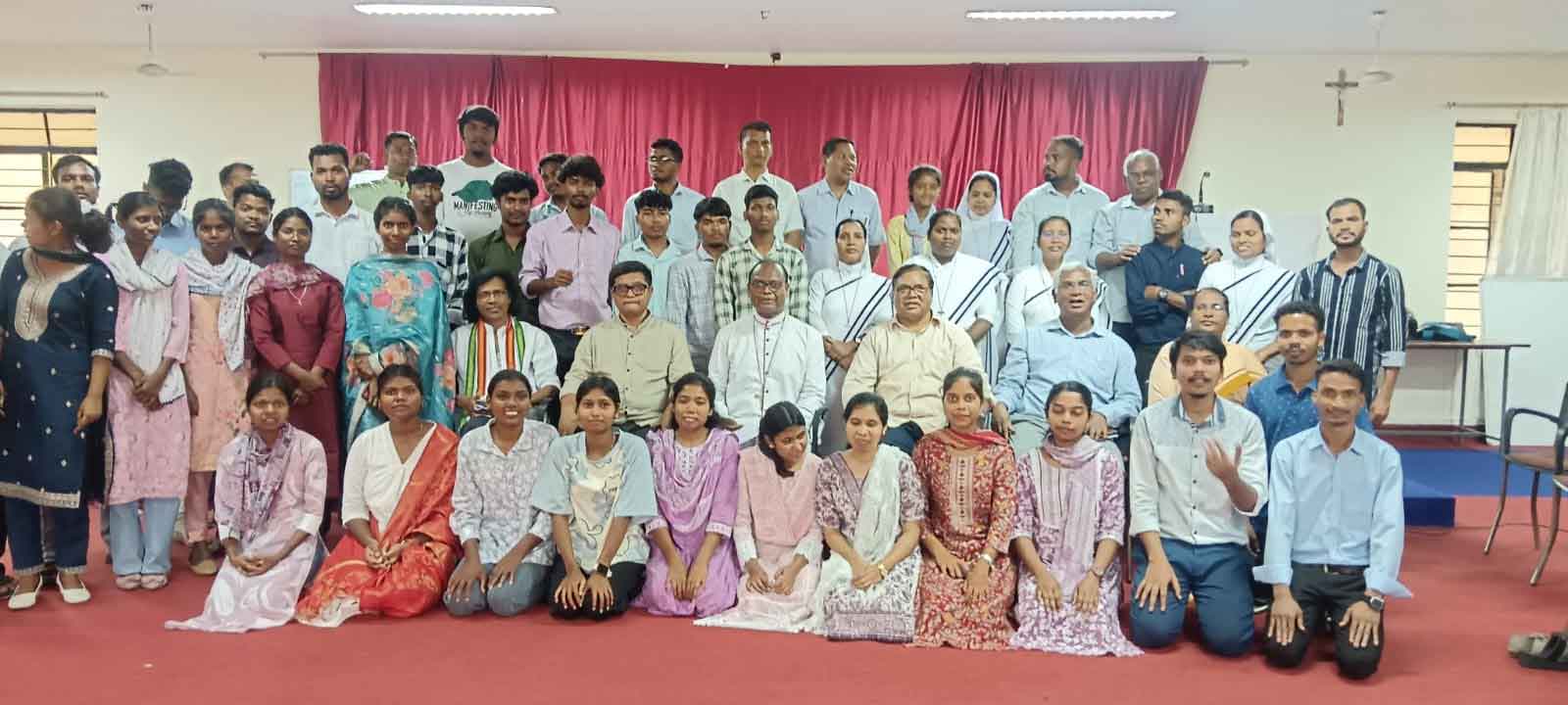 रांची: क्रिश्चियन युवा अनुप्राणदाताओं की कार्यशाला संपन्न, आत्मज्ञान पर दिया जोर