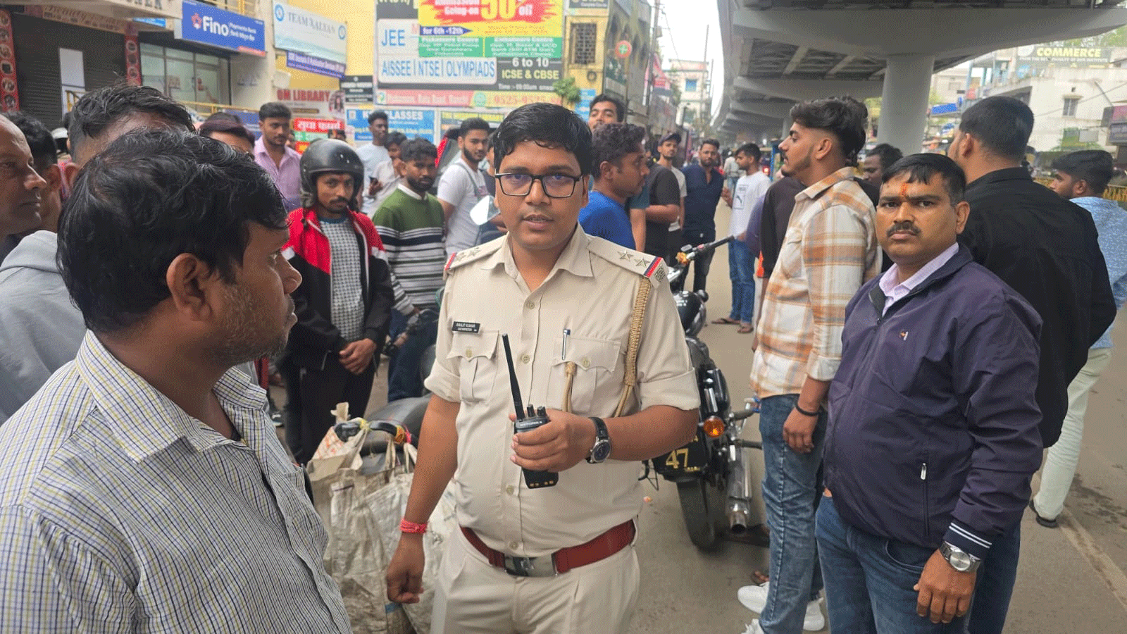 रांची में ट्रैफिक पुलिस की सख्ती, पिस्का मोड़ से जब्त हुए कई वाहन