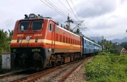 रांची रेल मंडल में ट्रेनों का संचालन प्रभावित, कई ट्रेनें रद्द व एक का समय बदला गया