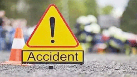 मुजफ्फरपुर : गंगा स्नान जा रही महिलाओं के ऑटो को स्कॉर्पियो ने मारी टक्कर, 6 घायल