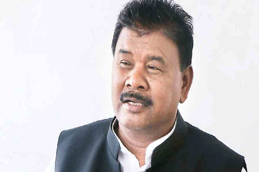 रिम्स 2 को लेकर कांग्रेस में मंथन जारी, बंधु तिर्की ने सौंपी रिपोर्ट, पार्टी जल्द लेगी निर्णय
