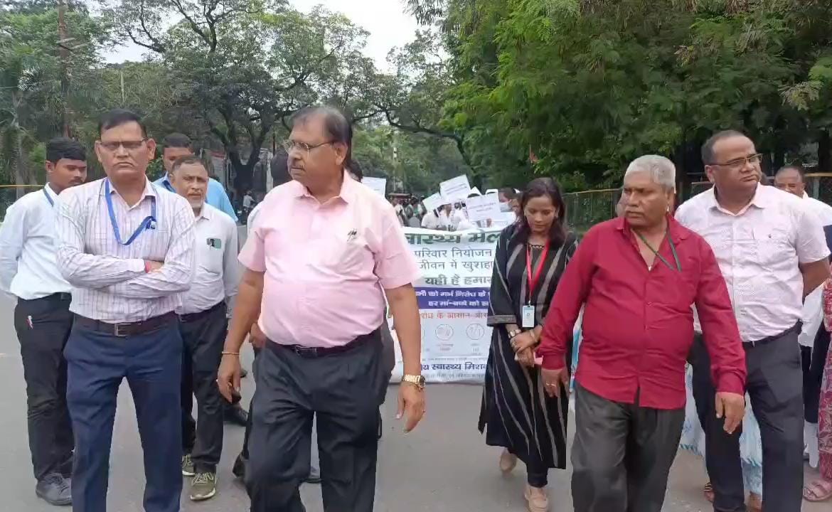 धनबाद : परिवार स्वास्थ्य मेला 2025 शुरु, जागरूकता बढ़ाने को लेकर निकाली रैली