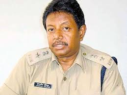 नक्सली घटना में मारे गये एसपी और पुलिसकर्मियों  के मामले में हाईकोर्ट के दो जजों का फैसला अलग अलग