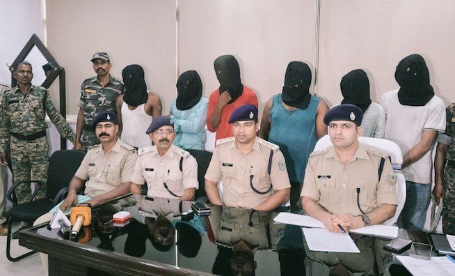 रांची: पंडरा थाना में तोड़फोड़ करने वाले 8 उपद्रवी गिरफ्तार