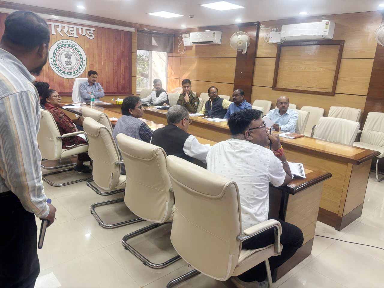 झारखंड में टीकाकरण अभियान को रफ्तार, लापरवाही पर सख्त कार्रवाई के निर्देश