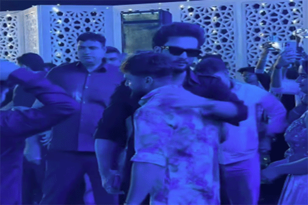 पटना में होली का धमाल: एल्विश यादव -खेसारी लाल यादव साथ करेंगे परफॉर्म